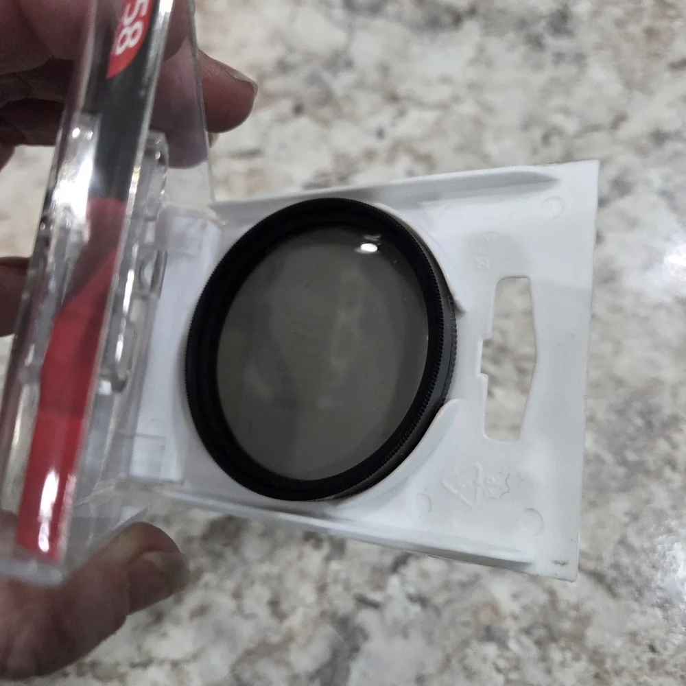 Rocketfish 58mm Circular Polarizer Filter - Black/Red